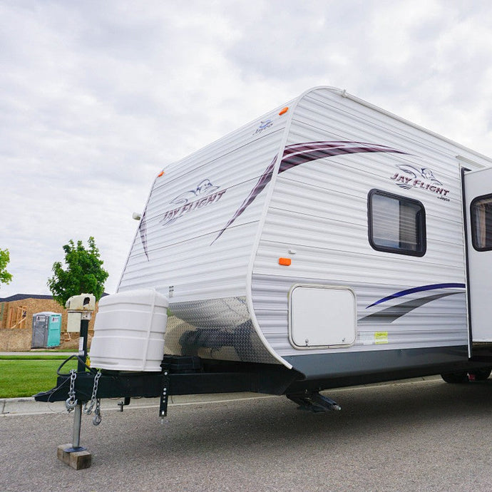 Winter Towing 101: Your First-Time Guide to Safe & Secure Trailer Parking