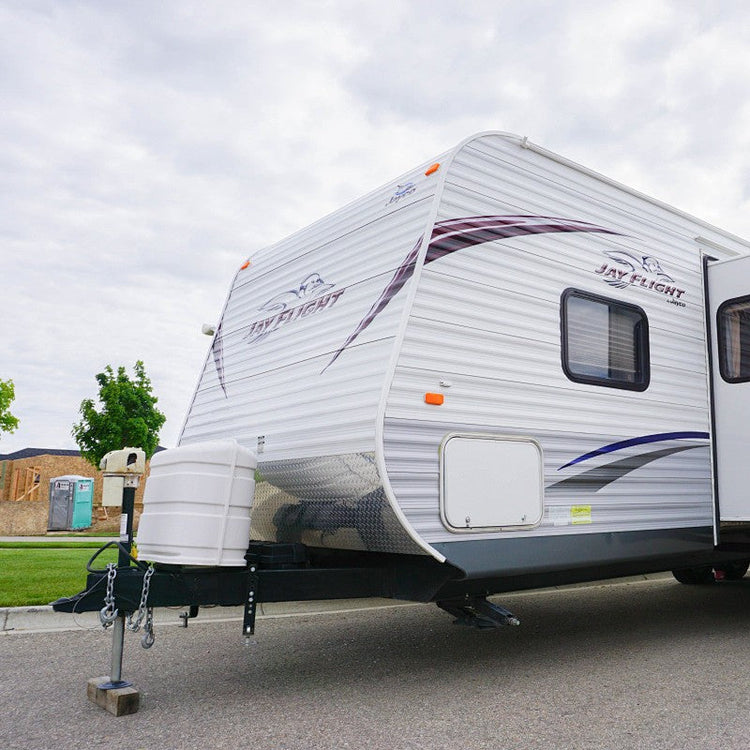 Winter Towing 101: Your First-Time Guide to Safe & Secure Trailer Parking