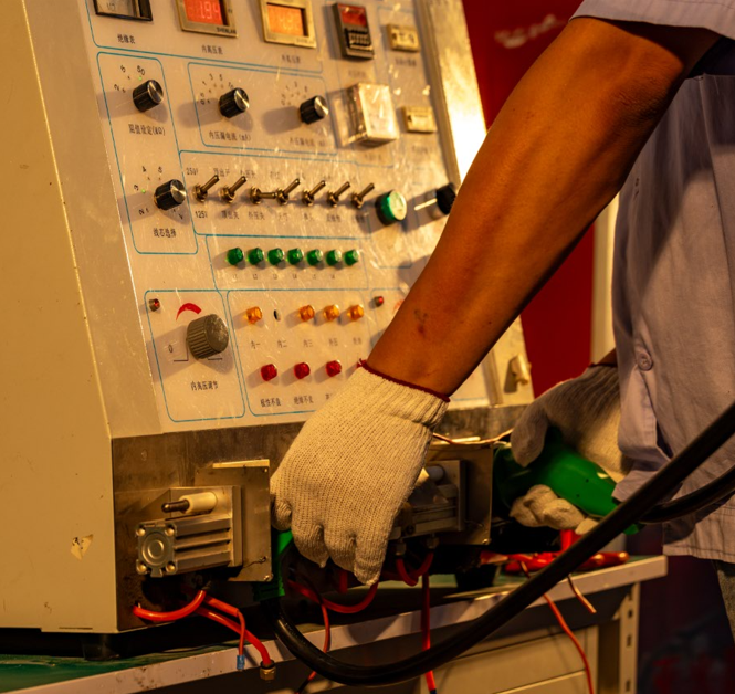 Global Sourcing at Trade Shows: 5 RV Supplier Pitfalls & How RVGUARD Avoids Them