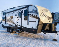 Blog Cover - Winter trailer in snow